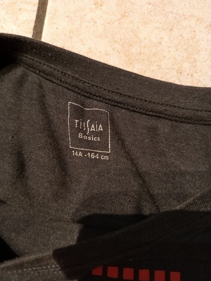 Tee shirt 14 ans - photo numéro 3