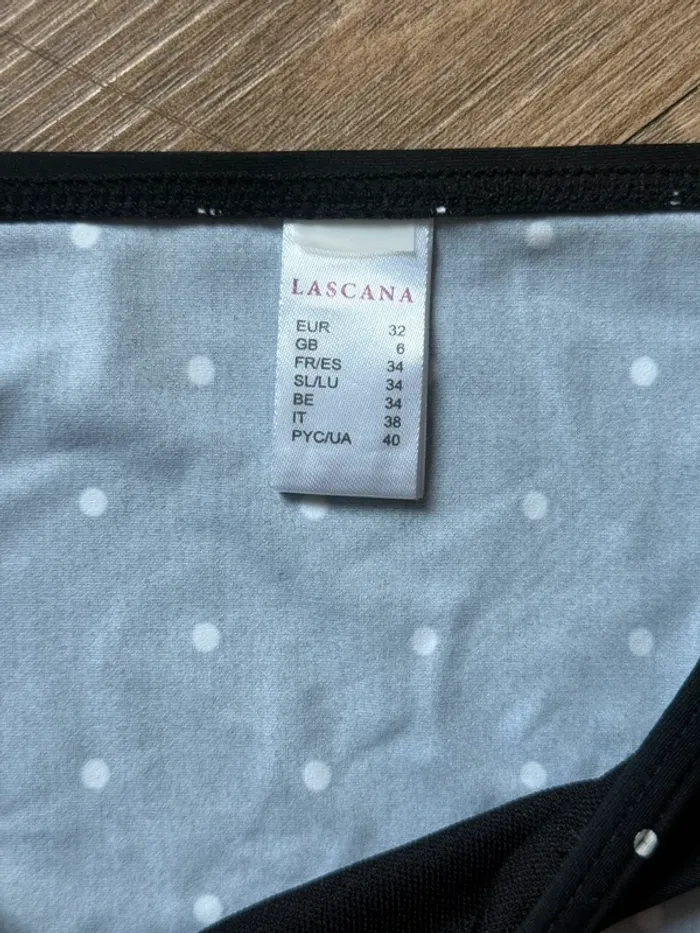Maillot de bain 2 pièces Lascana à pois – Haut 36C = 90C / Bas 32 - photo numéro 5
