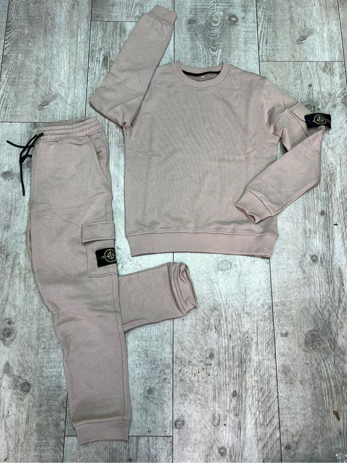 Ensemble stone island
