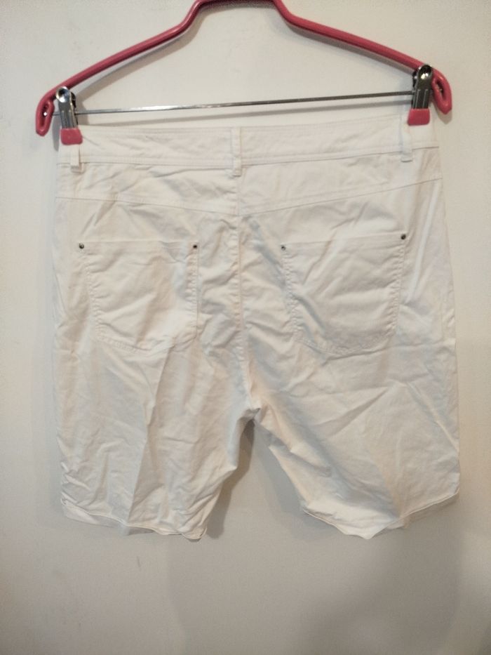 Short Armand Thiery taille 44 - photo numéro 3