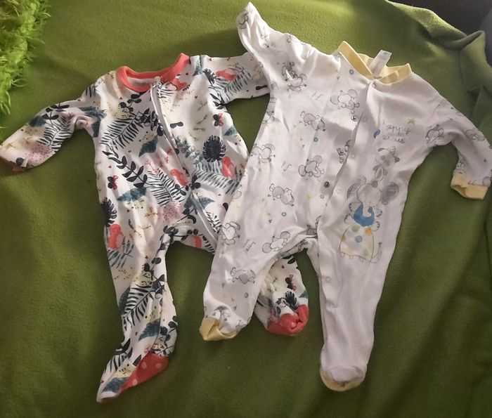 Lot pyjamas - photo numéro 2