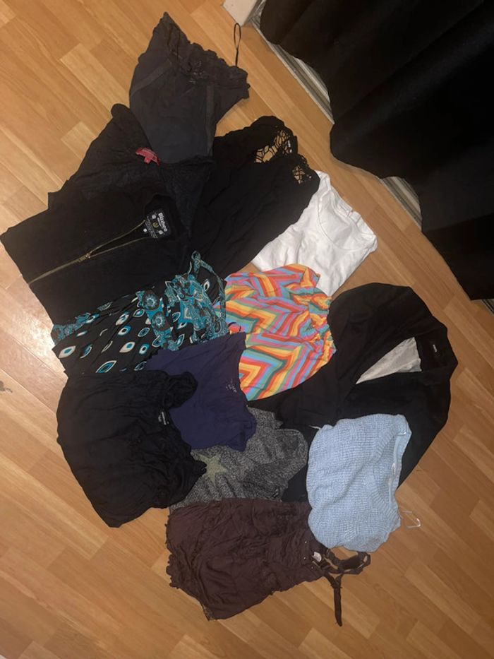 Lot vêtements taille M