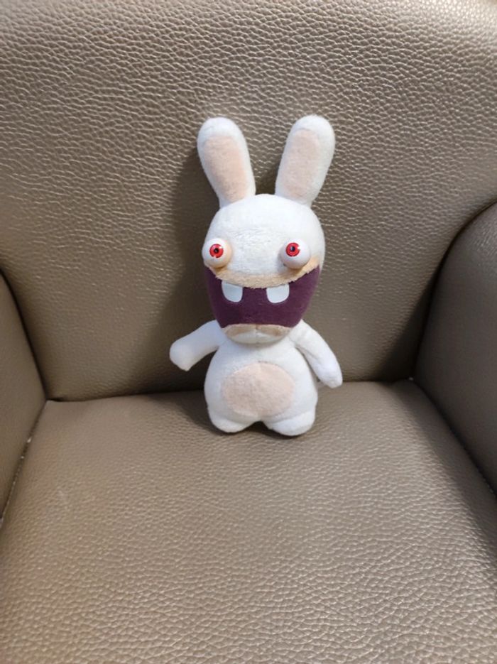 peluche lapin cretin