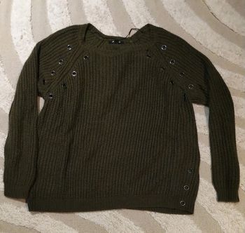 Pull vert kaki