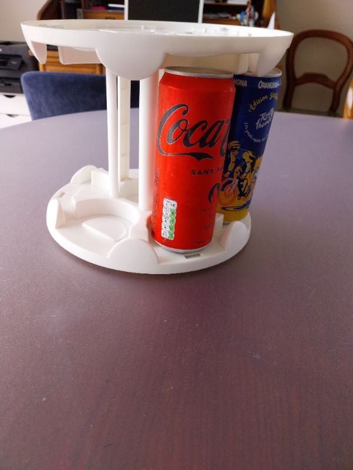 Porte canettes tournant