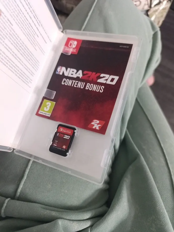 Jeu switch NBA 2020 - photo numéro 2