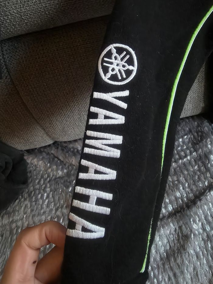 Gilet yamaha 5/6 ans - photo numéro 2
