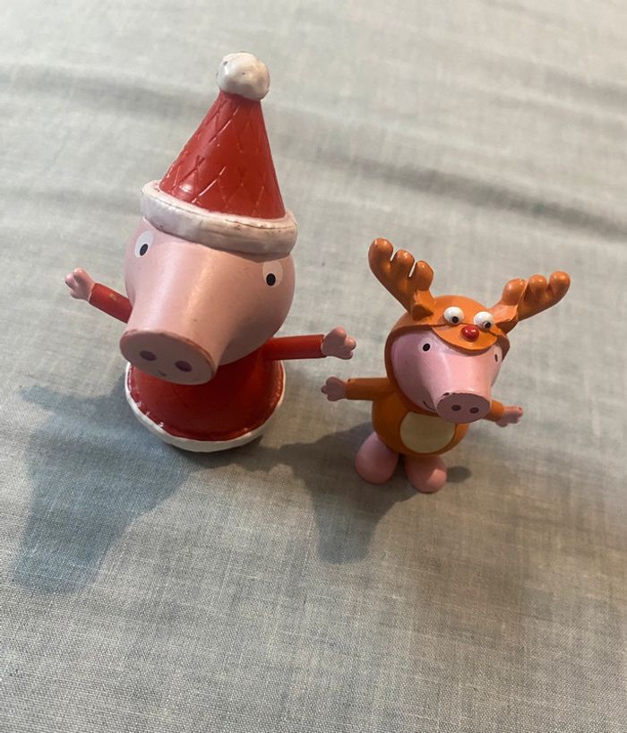 Lot de 2 figurines Peppa et George