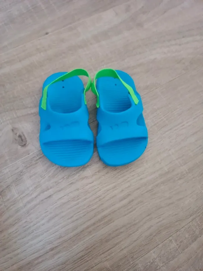 Chaussure piscine