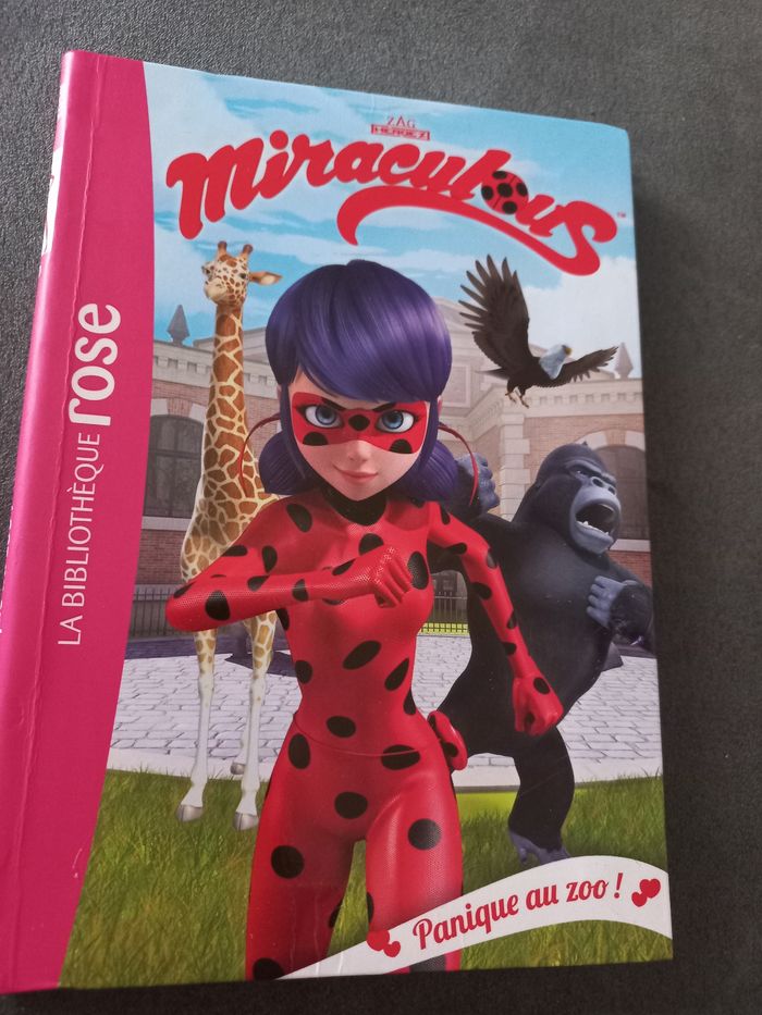 Livre bibliotheque rose miraculous tome 10
