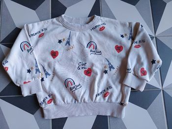Sweat tour Eiffel bisous Monoprix kids 4 ans