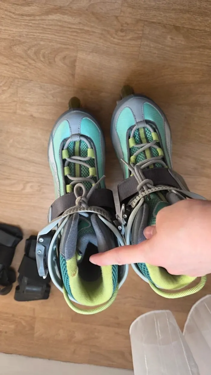Roller Abec 5 Satellite GO Sport Taille 38 Avec Protections - photo numéro 10