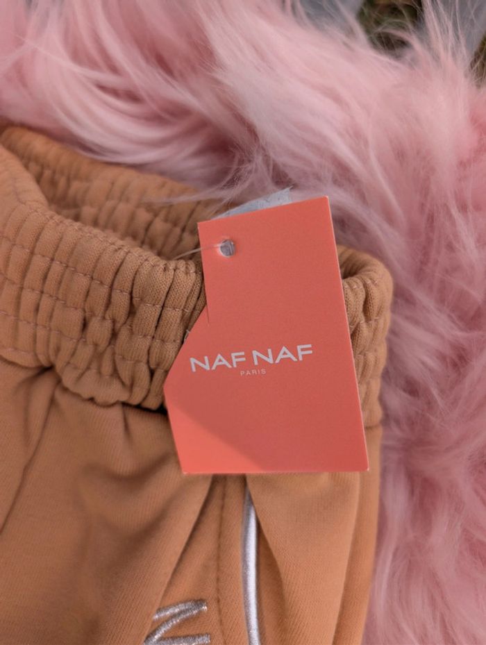 Pantalon jogging nafnaf neuf. 4 ans - photo numéro 4