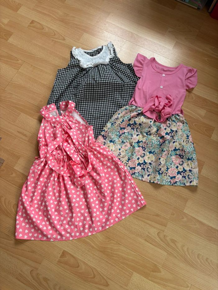 Lot 3 robes 6 ans