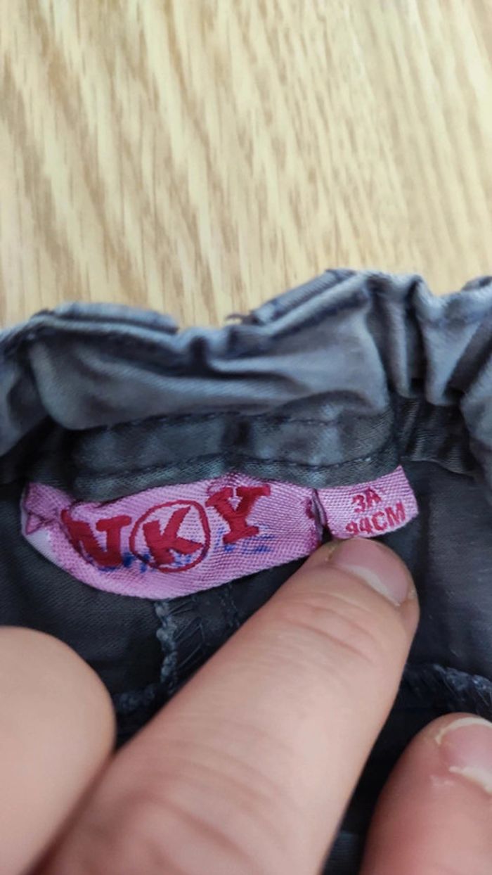 T-shirt manches longues et pantalon taille 3 ans - photo numéro 4