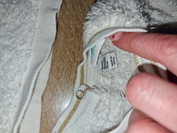 Lot 2 sweat 12 mois - photo numéro 2