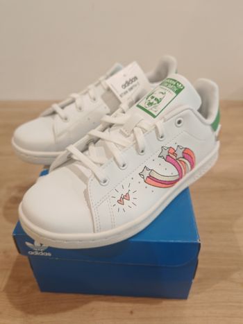 Basket fille, taille 34, Adidas Stan Smith
