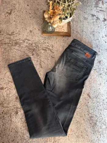Jean skin ikks