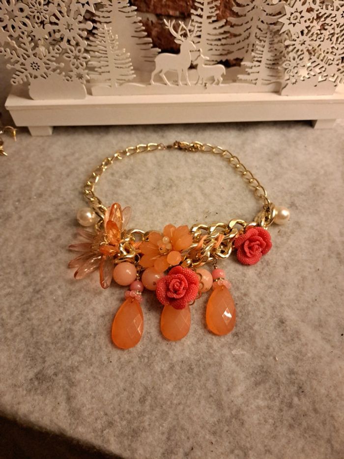 Magnifique collier fleur bohème champêtre orange corail et doré - photo numéro 10