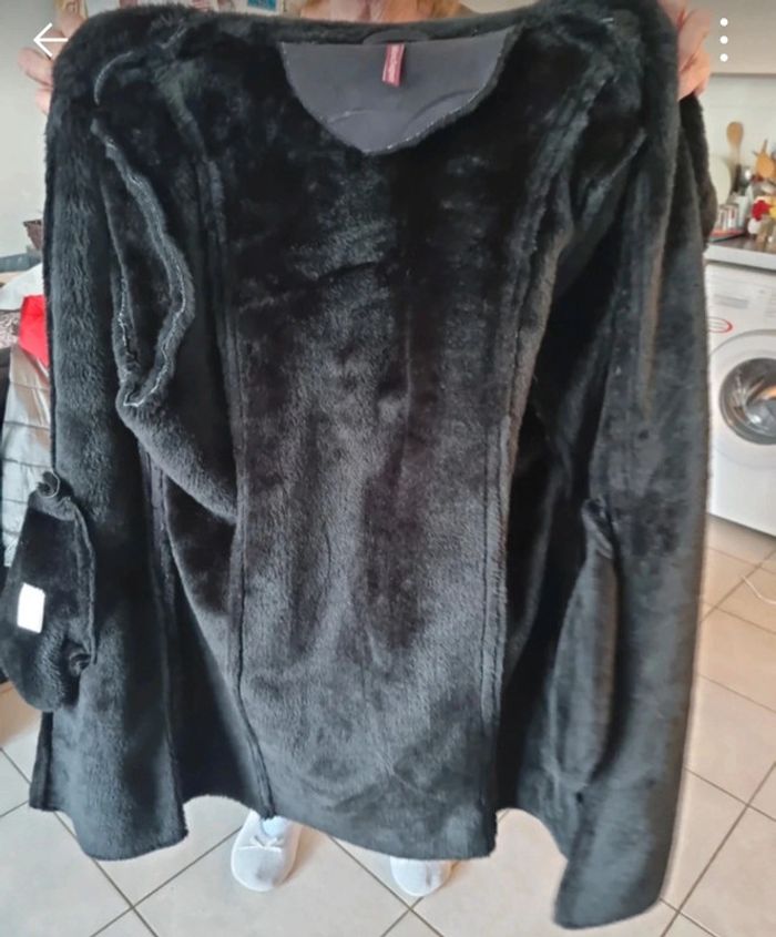 Manteau femme mi-long - photo numéro 3