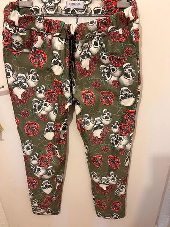 Pantalon tete de mort effet velours taille unique