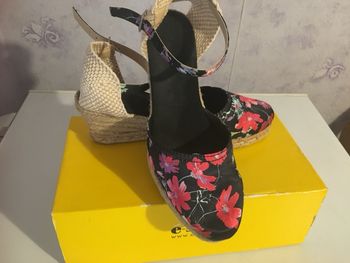 Chaussures compensées comme neuf