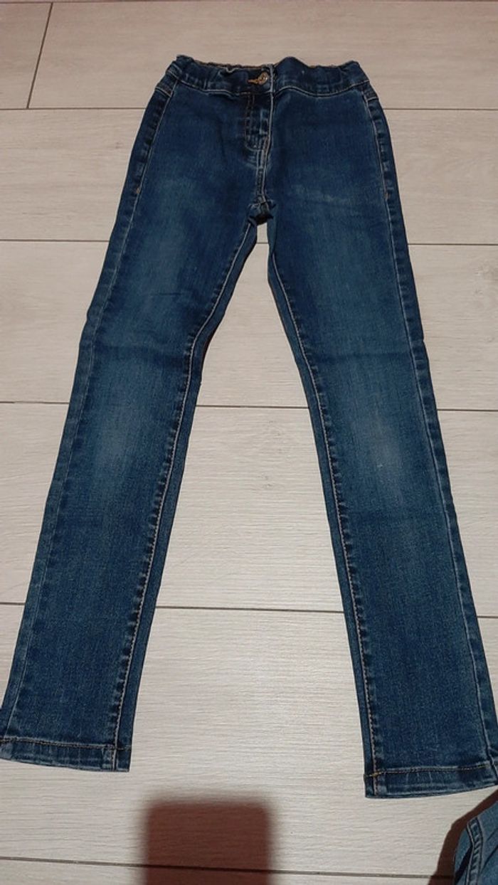 Jean filme 8ans tape a loeil