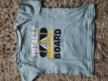 Tee-shirt taille 5 ans