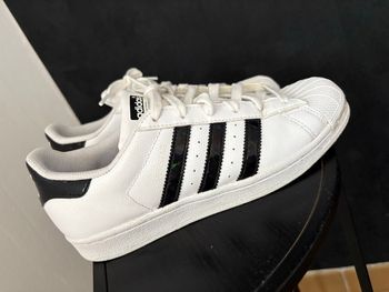 Adidas superstars