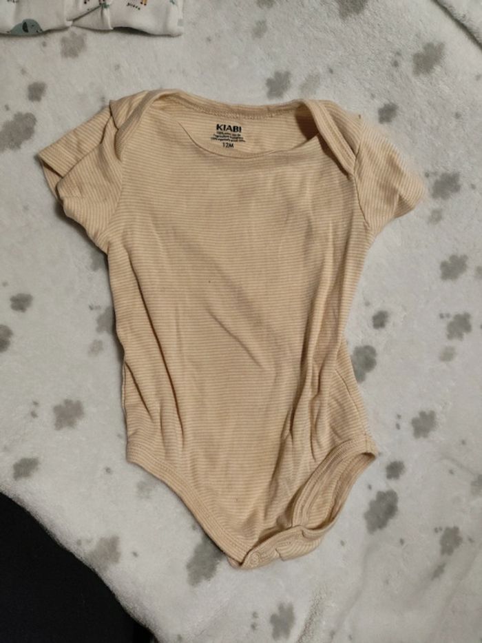 Body 12 mois manche courte - photo numéro 2