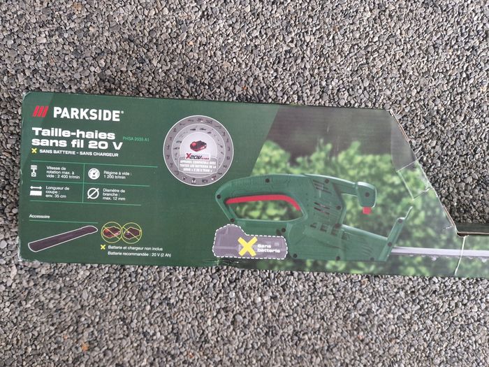 Taille haie sans fil 20 V NEUF - photo numéro 3