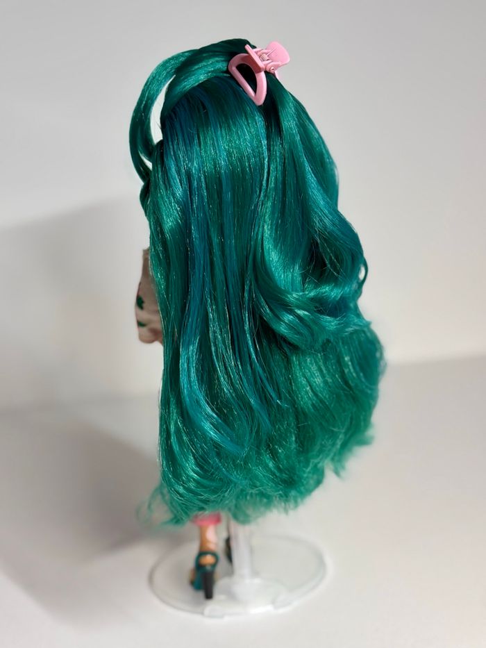 Jewel Rainbow High - photo numéro 3