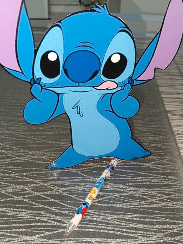 Crayon à bille bleue -Stitch Coeur 🩵