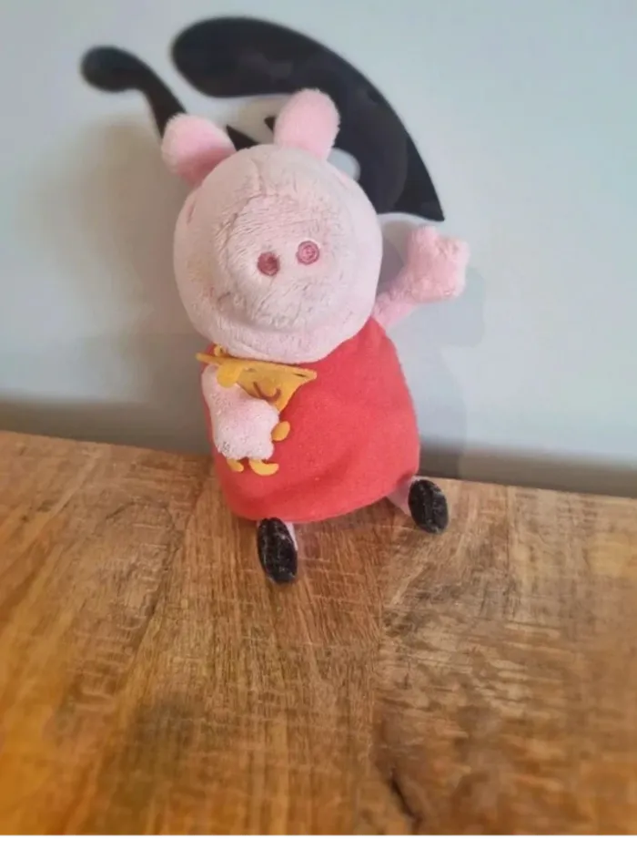 Peluche peppa pig 15 cm - photo numéro 2