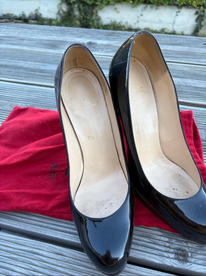 Escarpins Louboutin Simple pump 40 1/2 - photo numéro 4