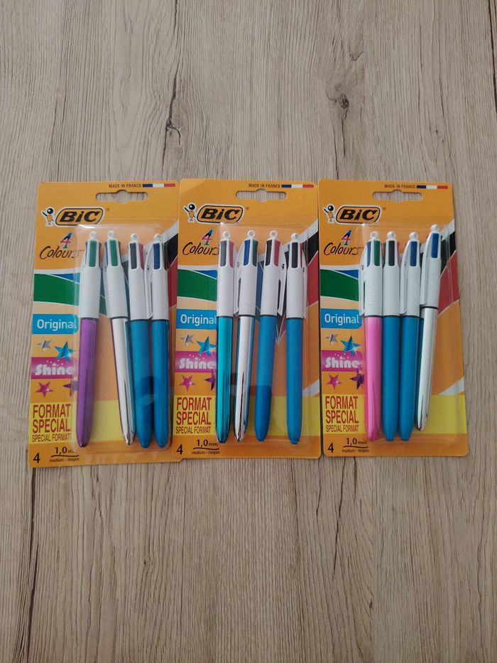 Stylos 4 couleurs bic