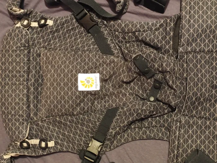 Porte bebe évolutif Ergobaby - photo numéro 7