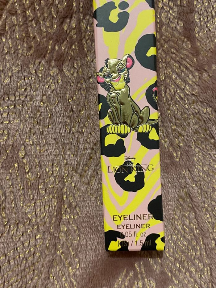 Eye liner roi lion - photo numéro 2