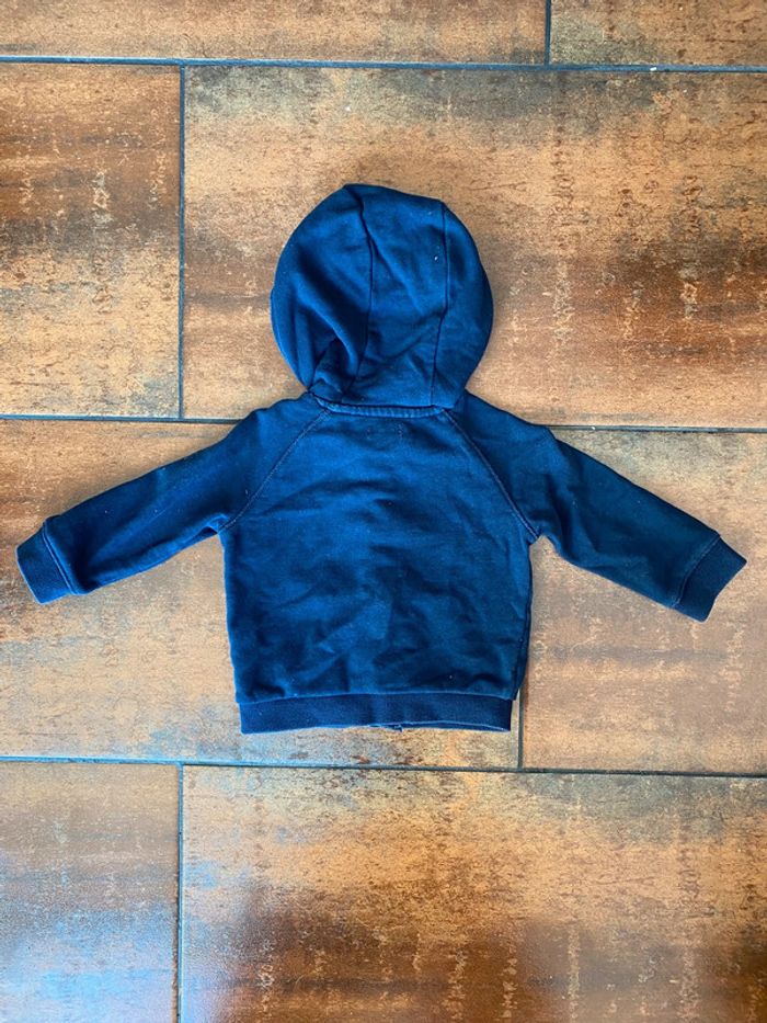 Veste à capuche kiabi 9 mois - photo numéro 3