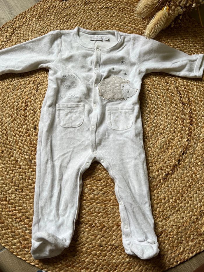 Lot pyjama 12m - photo numéro 6