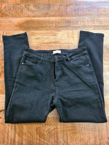 Jeans skinny xxl 44 noir de chez  Cassis