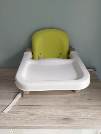 Réhausseur de chaise babymoov