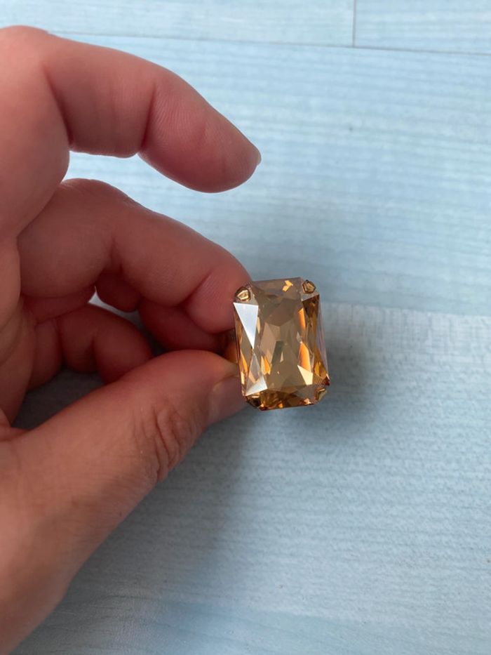 Bague cabochon doré ajustable