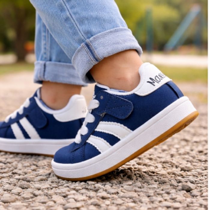 Baskets personnalisées avec prénom 💙 - photo numéro 1