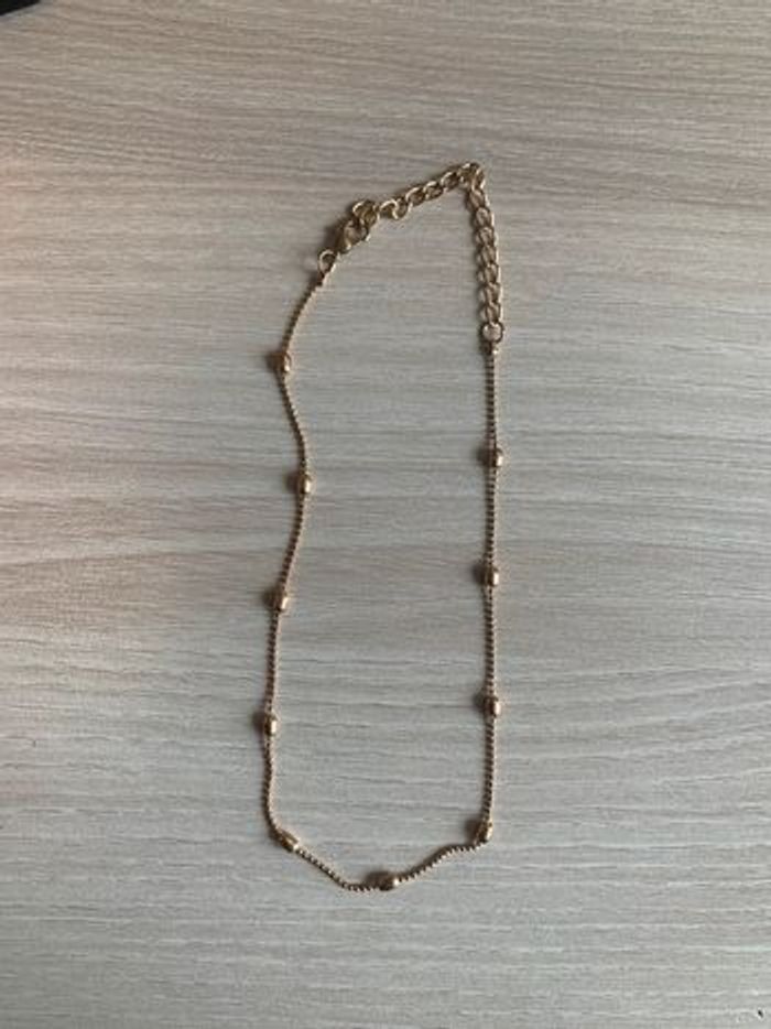 Collier doré. - photo numéro 4