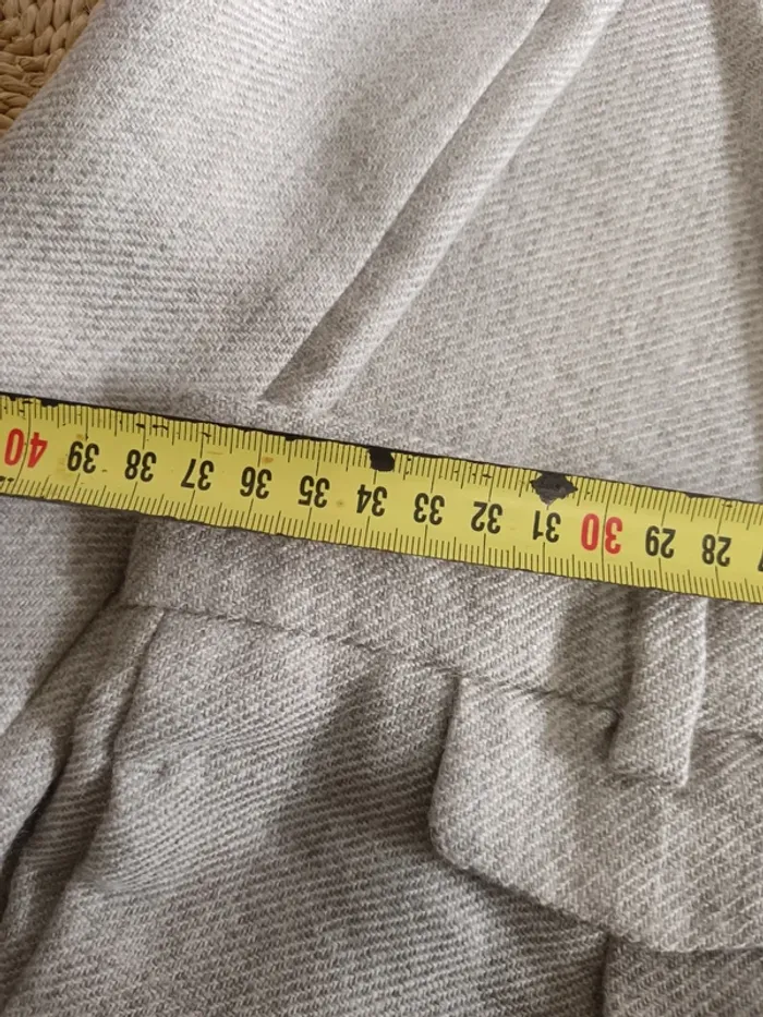 COS "Pantalon large taille haute beige" t. 38 - photo numéro 9