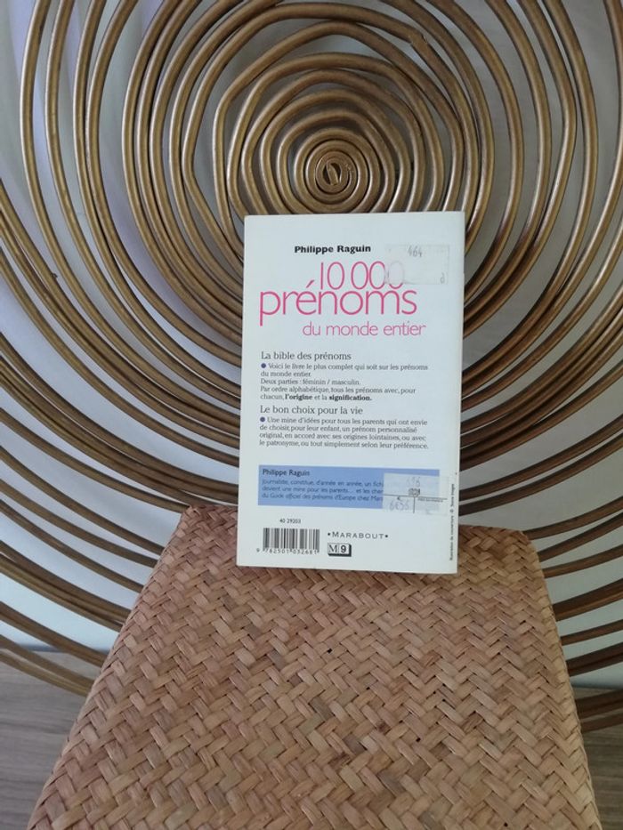 Livre 10 000 prénoms du monde entier - photo numéro 2