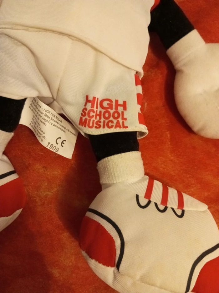 Mickey Wildcats 28, high School Musical gift prize - photo numéro 5