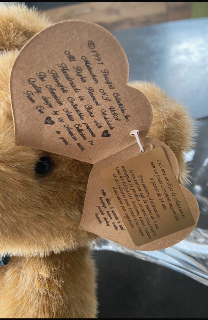 Ours de collection Bobby de Heartfelt Collectibles - photo numéro 3