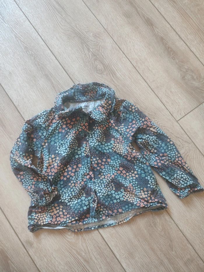 Blouse fleurie Gémo 4 ans